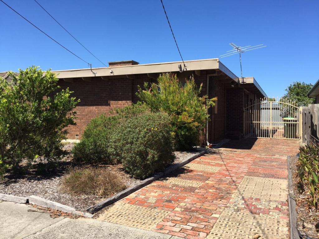 10 Selsey St, Seaford, VIC 3198