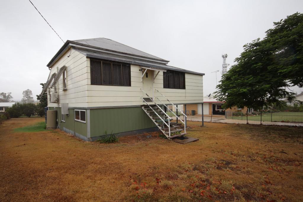61 Leichhardt St, Mundubbera, QLD 4626
