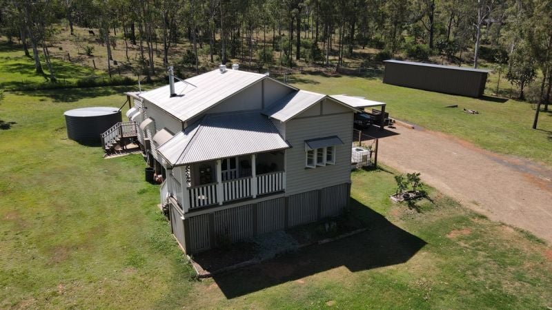 214 Heights Rd, Glan Devon, QLD 4615