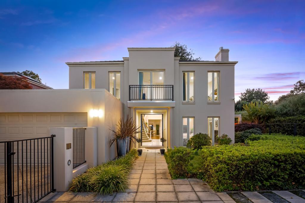 7 St Glens Way, Lake Gardens, VIC 3355