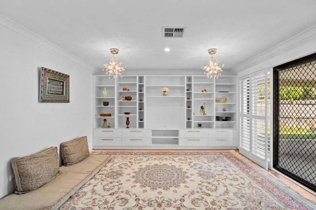 24 Meadowbrook Dr, Meadowbrook, QLD 4131