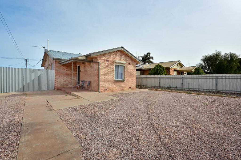 69 Charles Ave, Whyalla Norrie, SA 5608