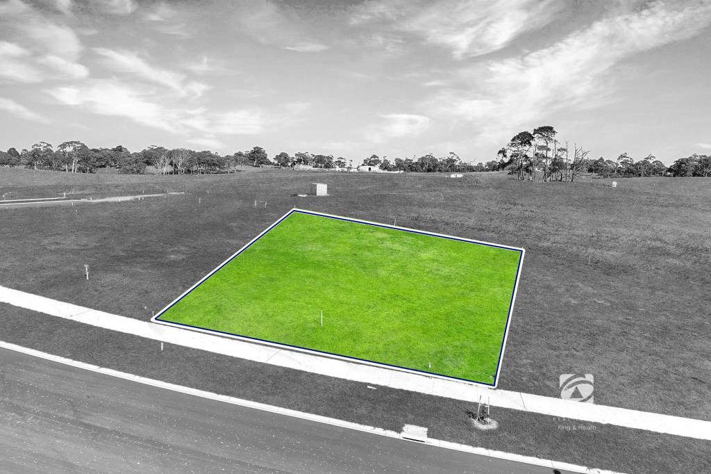 24 Lady Harriet Dr, Lakes Entrance, VIC 3909