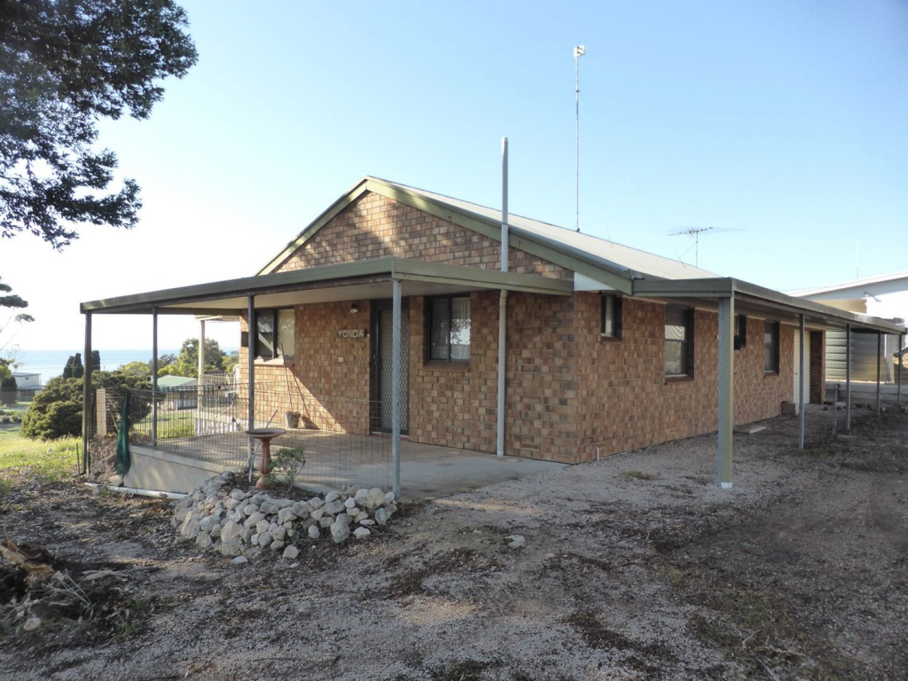 68 BAYVIEW RD, POINT TURTON, SA 5575