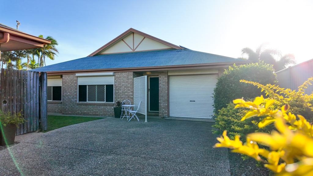 21a Frank Cowley Dr, Glenella, QLD 4740