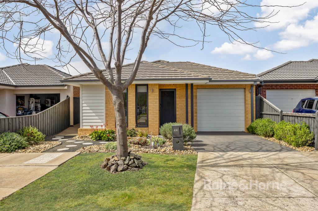 44 Fairfield Cres, Diggers Rest, VIC 3427