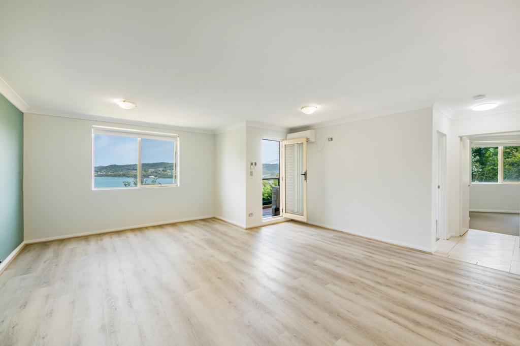 7/92 John Whiteway Dr, Gosford, NSW 2250