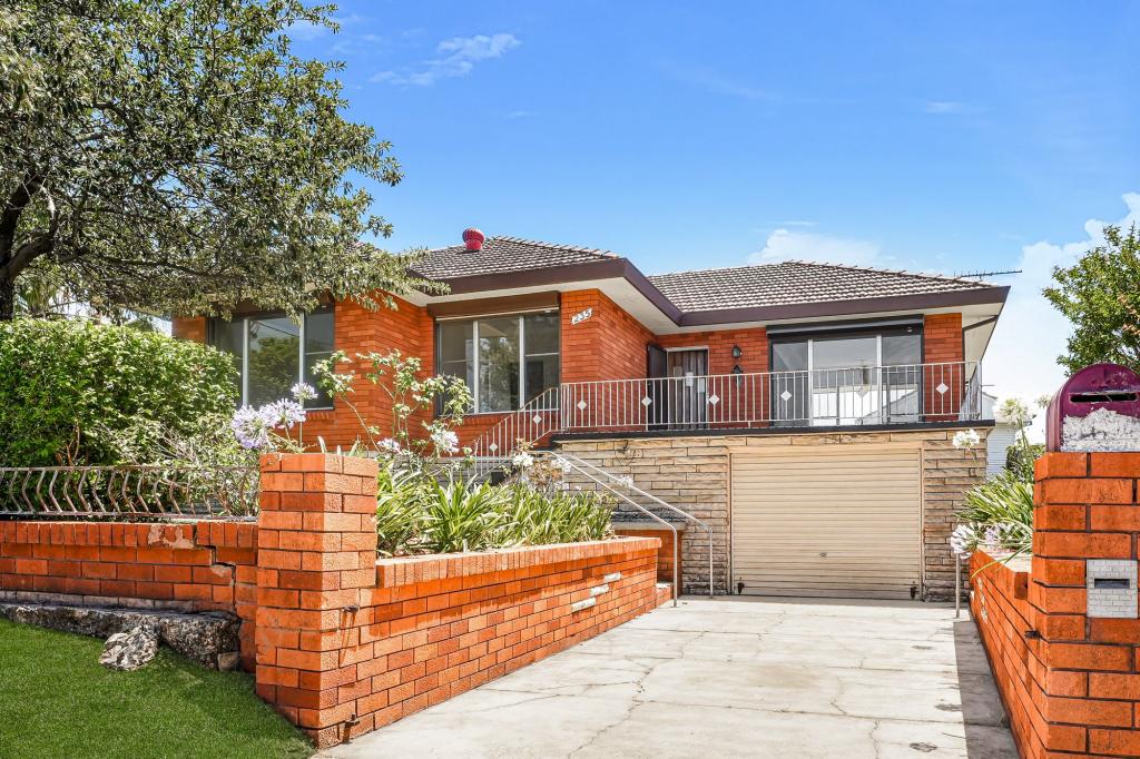 235 Carpenter St, St Marys, NSW 2760