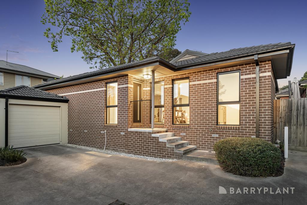 4/11 CAMERON RD, CROYDON, VIC 3136