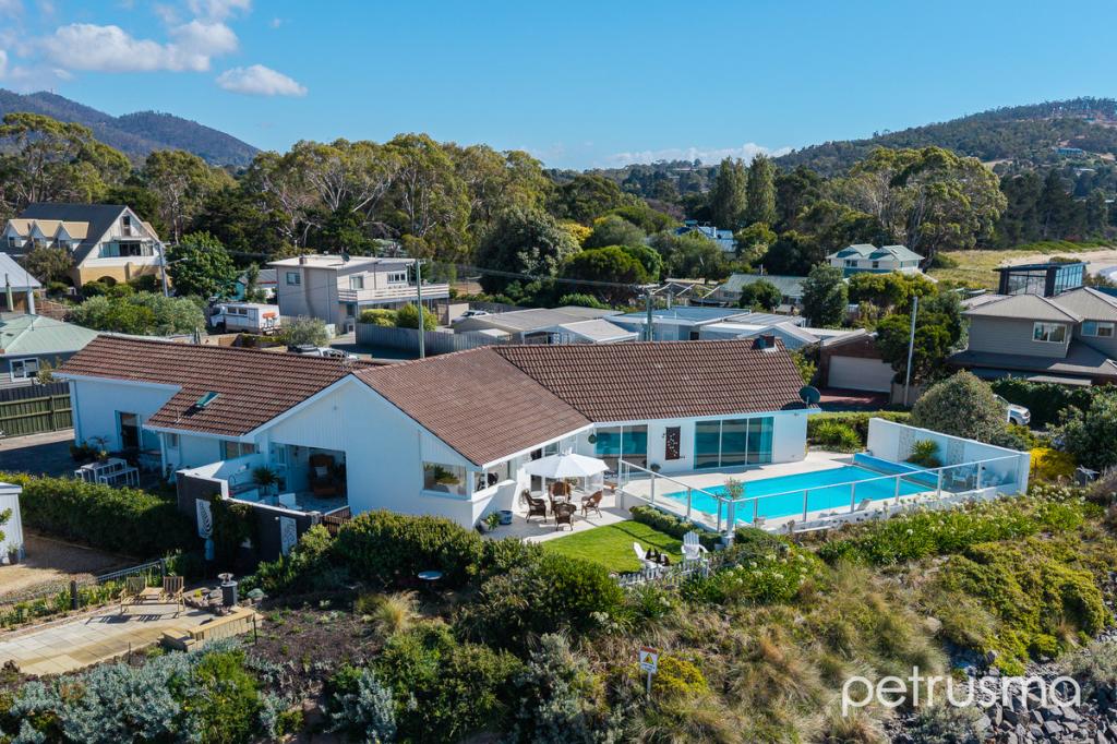 2 Bambra St, Lauderdale, TAS 7021