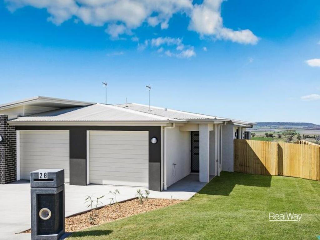 2/28 Kensei St, Wyreema, QLD 4352