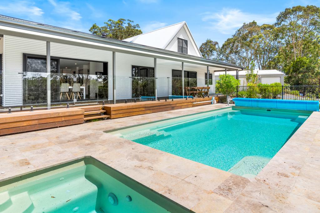 2097 The Lakes Way, Bungwahl, NSW 2423