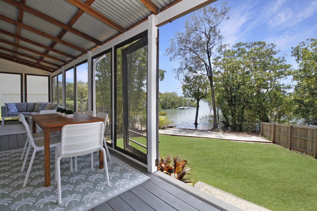 31 Calm Waters Cres, Macleay Island, QLD 4184