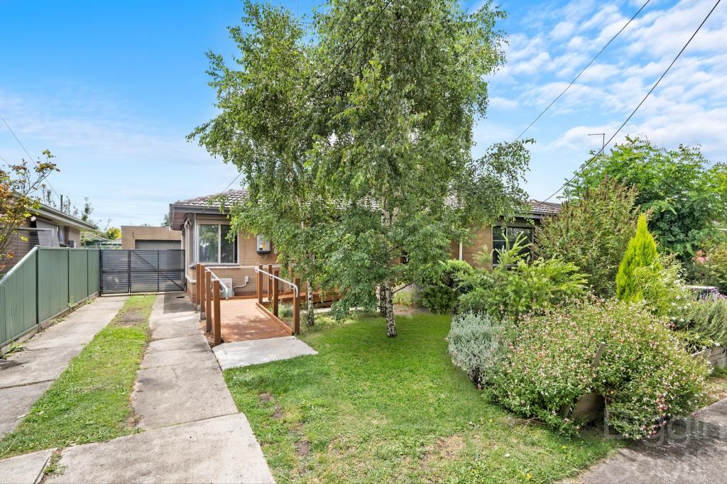 7 Gladstone St, Sebastopol, VIC 3356