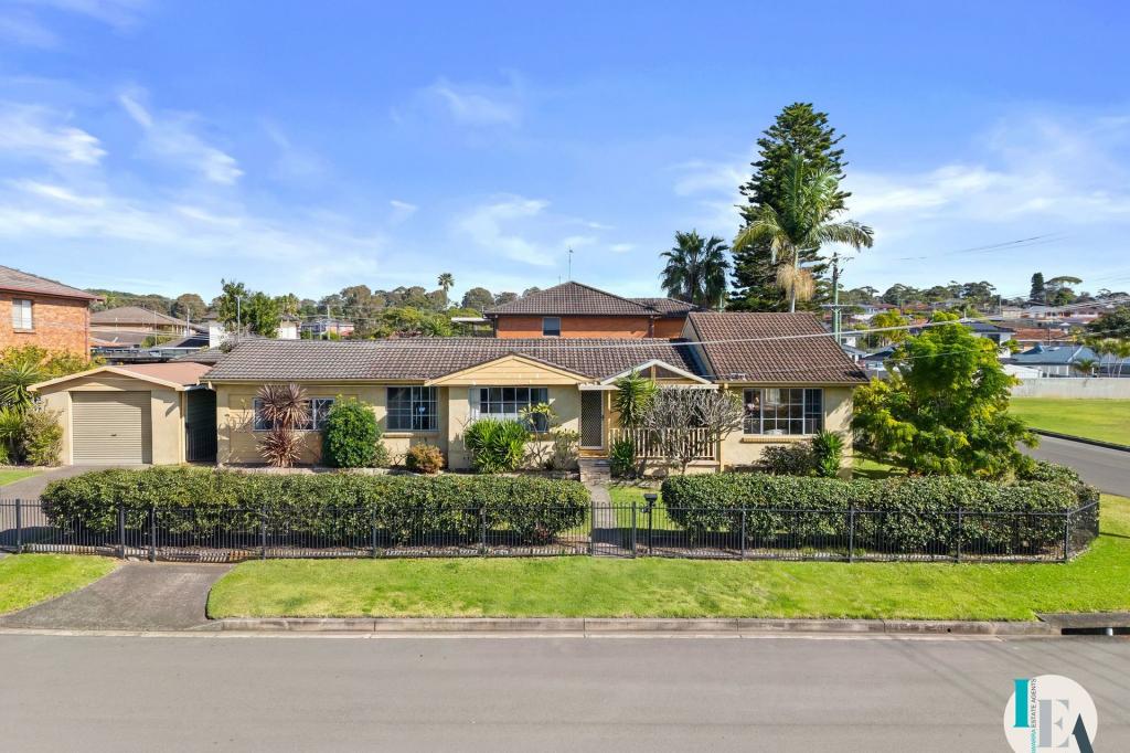 53 Messenger Rd, Barrack Heights, NSW 2528