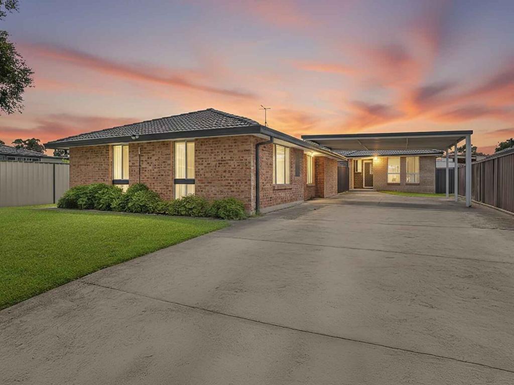 30 And 30a Sycamore Cres, Quakers Hill, NSW 2763