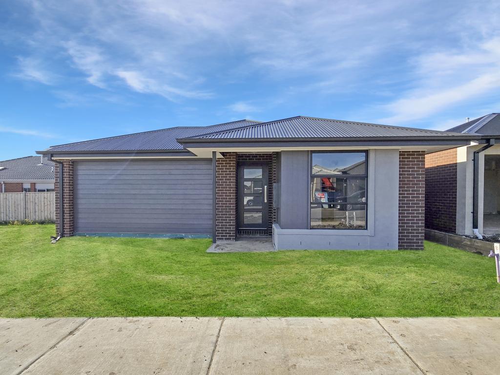 46 Mollyan Ave, Charlemont, VIC 3217