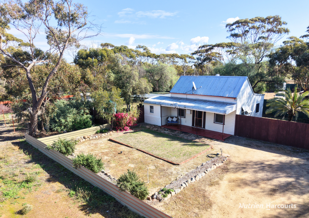 Lot 100 Leake St, Doodlakine, WA 6411
