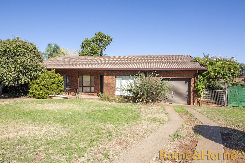 14 Osborne Pl, Dubbo, NSW 2830