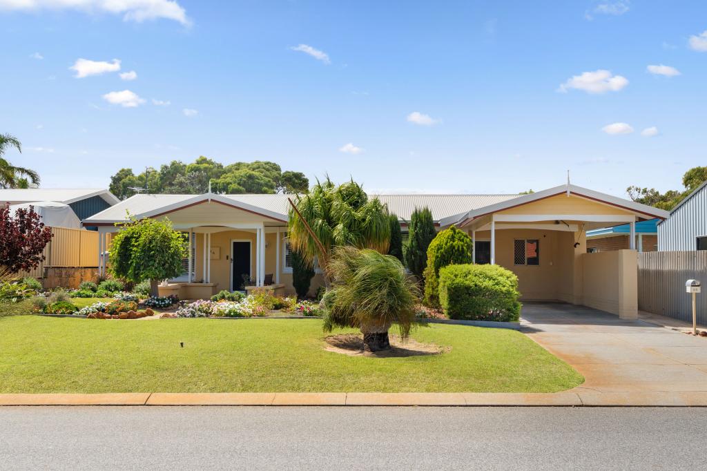 36 Fourth Ave, Shoalwater, WA 6169
