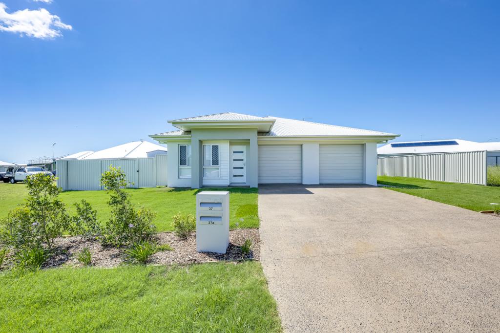 37 Sea Pearl Dr, Elliott Heads, QLD 4670