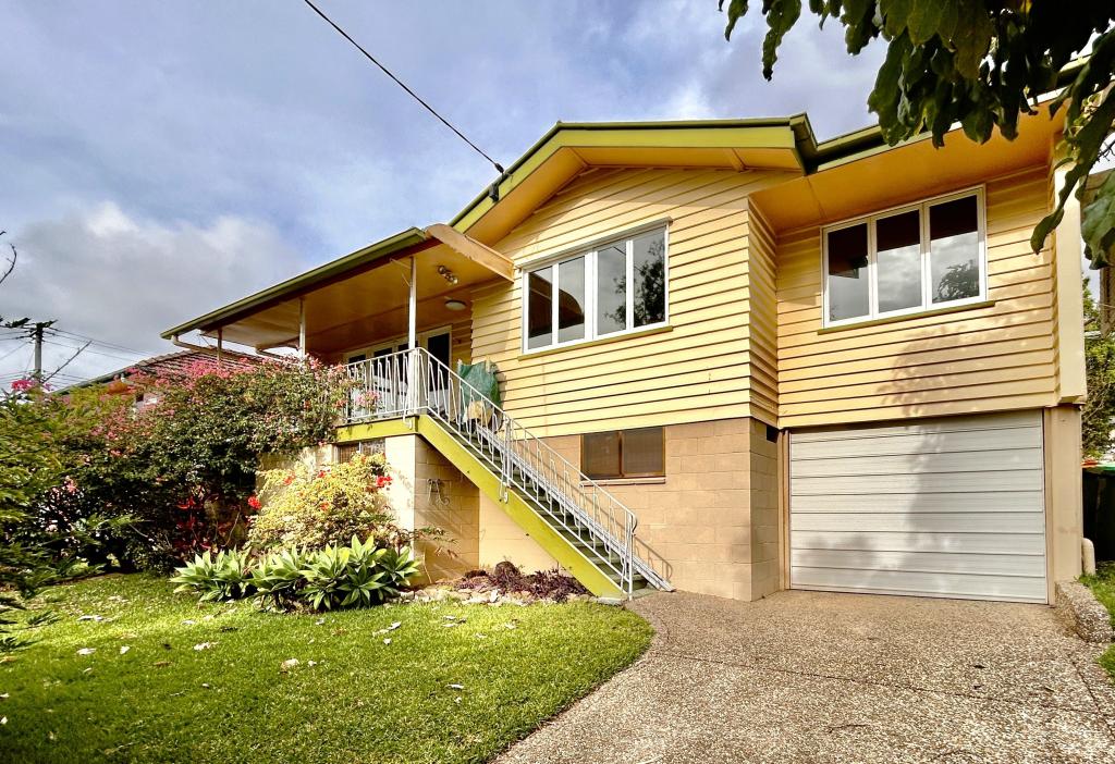 134 Sterculia Ave, Holland Park West, QLD 4121