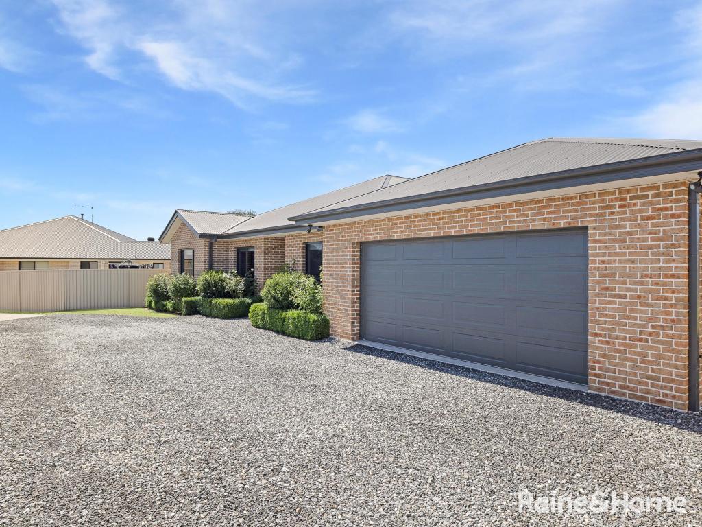 11 Willott Cl, Eglinton, NSW 2795