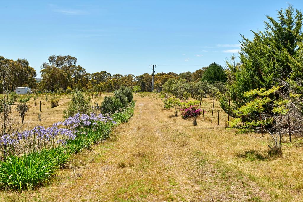 71 Brennan Rd, Heathcote, VIC 3523