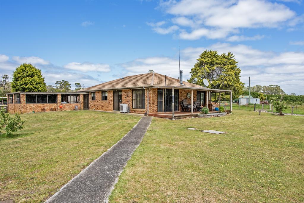 55 Browns Rd, Smithton, TAS 7330