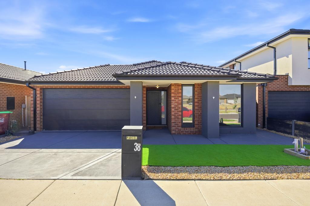 38 Sicily Rd, Clyde, VIC 3978