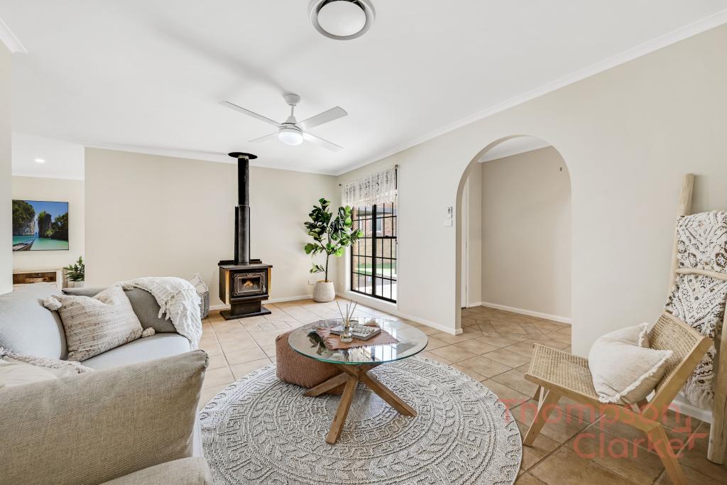 17 Tasman Cl, Ashtonfield, NSW 2323