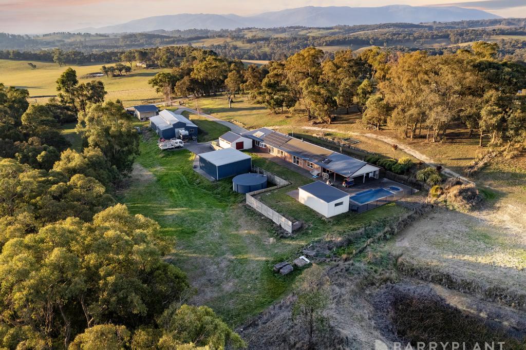 4 Smiths Rd, Yellingbo, VIC 3139