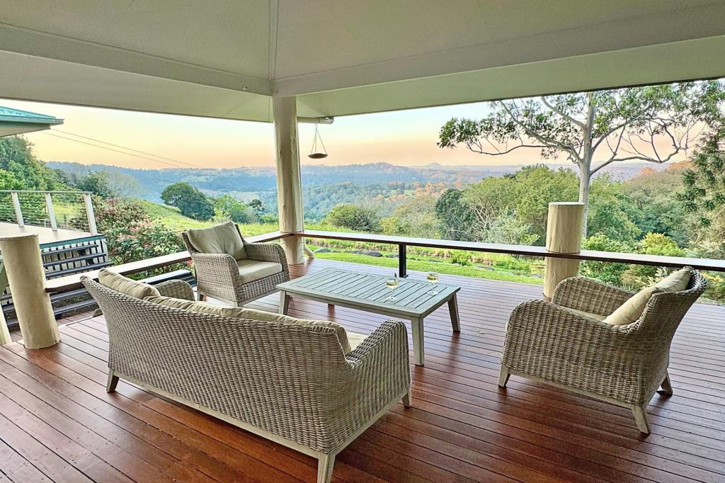 652 Hunchy Rd, Hunchy, QLD 4555