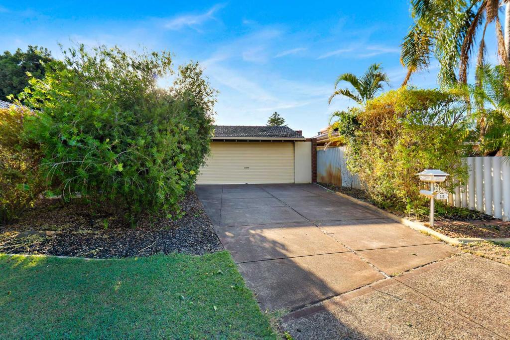 13 Bagot Ct, Leeming, WA 6149