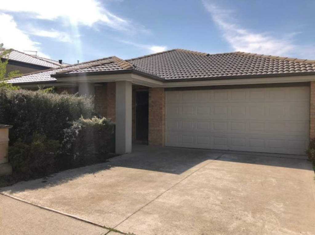 5 Clarendon St, Pakenham, VIC 3810