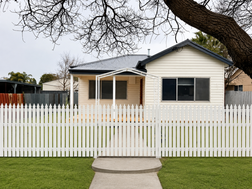 1039 BAROOGA ST, NORTH ALBURY, NSW 2640