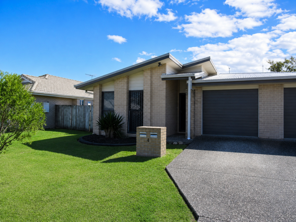 1/4 White Ash Ct, Caboolture, QLD 4510