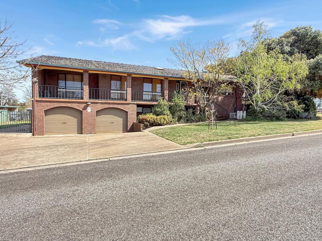 22 Drummond St, Leeton, NSW 2705