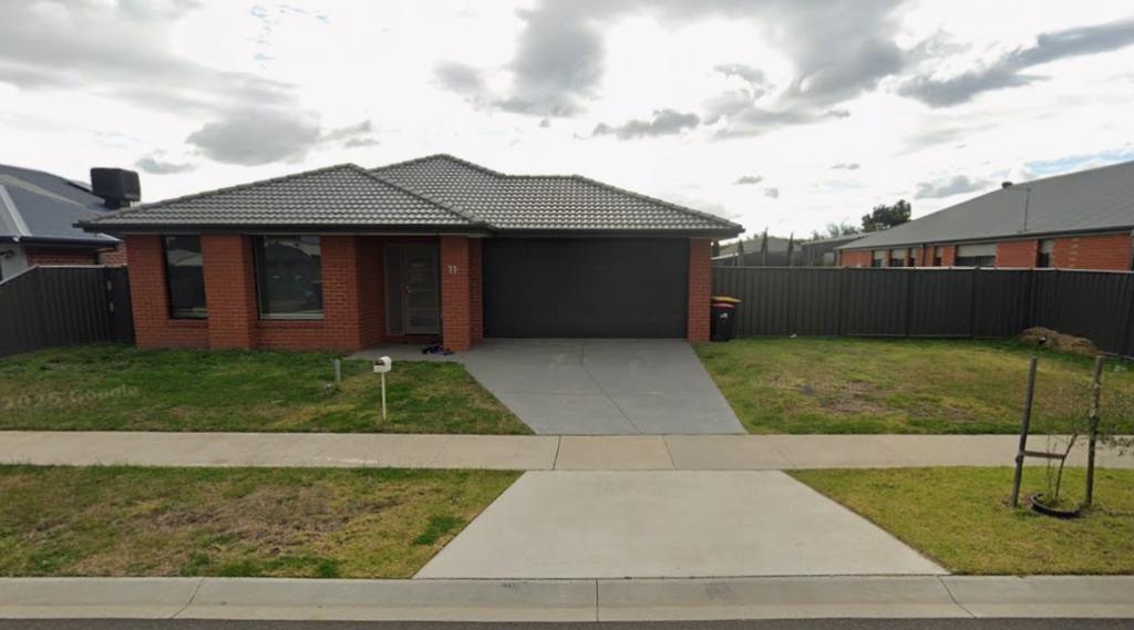 11 Peck Pl, Sale, VIC 3850