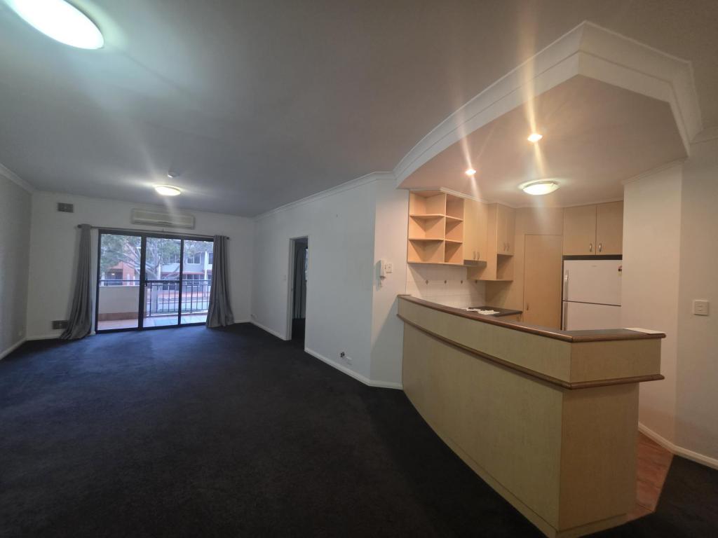 15/18 Kingsbury Rd, Joondalup, WA 6027