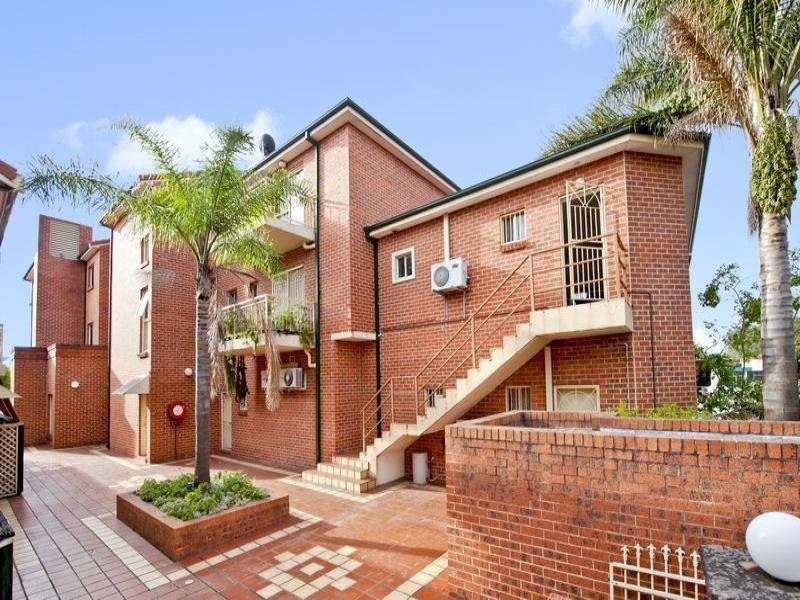 25/2 PHILIP ST, STRATHFIELD, NSW 2135