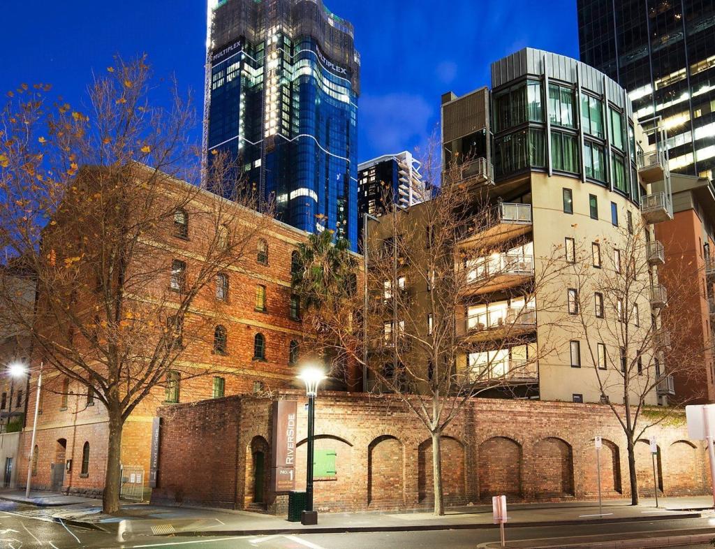 28/1 RIVERSIDE QY, SOUTHBANK, VIC 3006