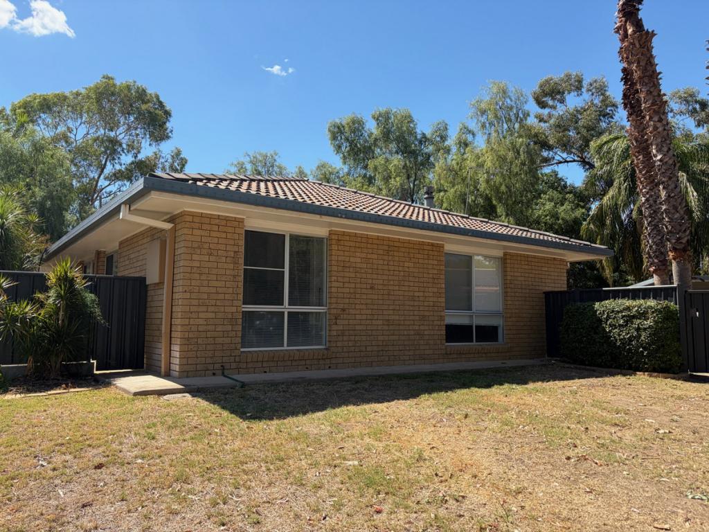 5 Acacia Cres, Moree, NSW 2400
