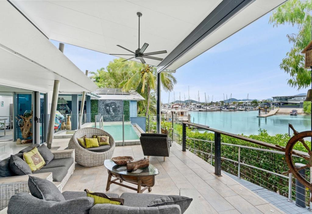 43 RIVERSIDE PDE, TRINITY PARK, QLD 4879