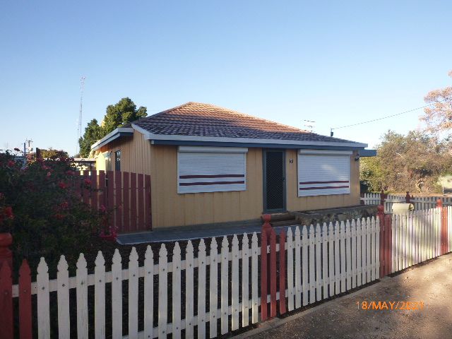 7 Chennel Cres, Barmera, SA 5345