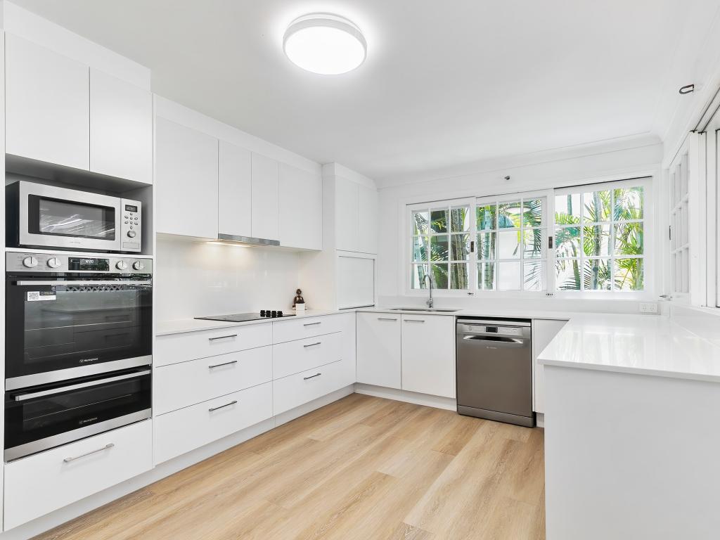40 Edward St, Alexandra Headland, QLD 4572
