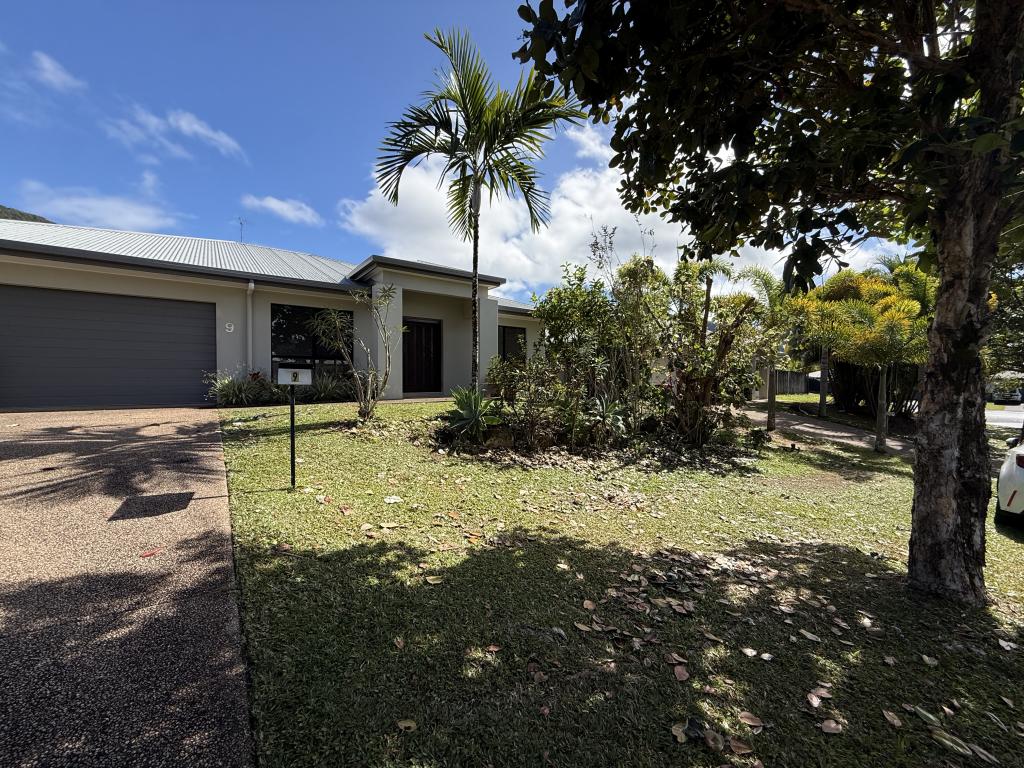 9 Tyenna Cl, Bentley Park, QLD 4869