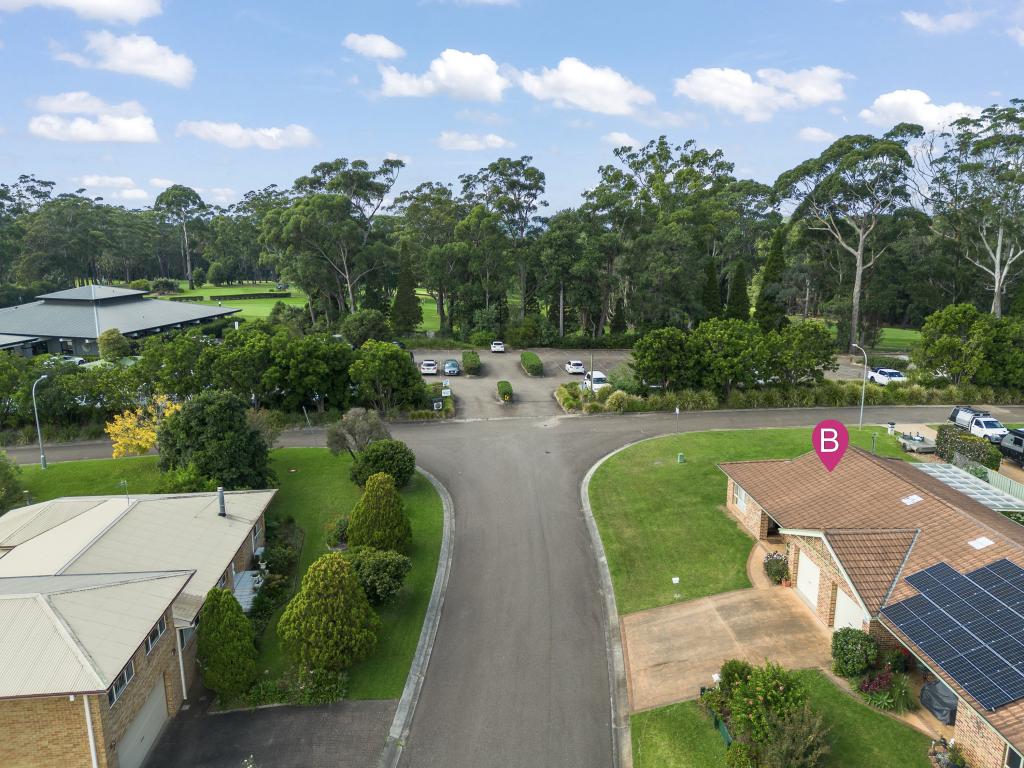 1/1 COMBE DR, MOLLYMOOK BEACH, NSW 2539