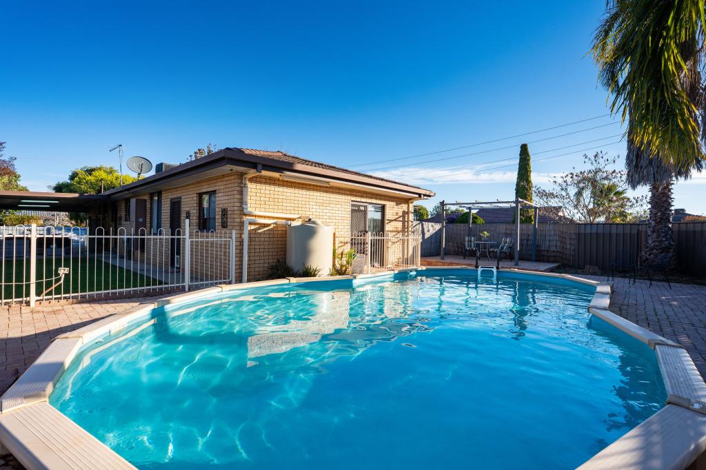 384 Elton Ct, Lavington, NSW 2641