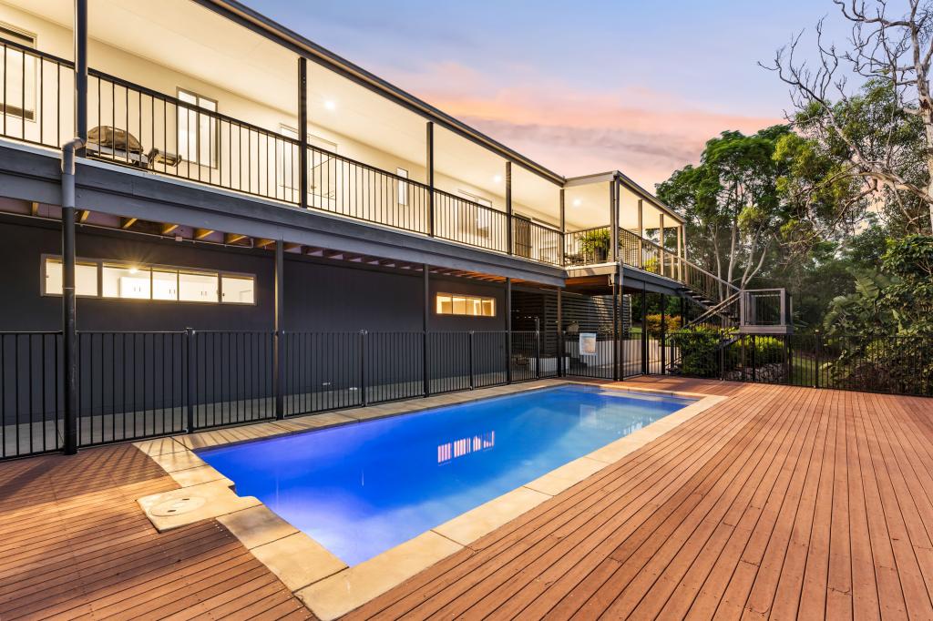 19 John Francis Dr, Carrara, QLD 4211